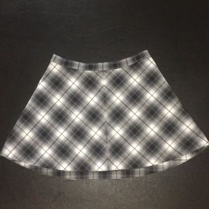 Black and white plaid skirt